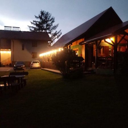 Pod Modrzewiami Apartment Milowka Bagian luar foto