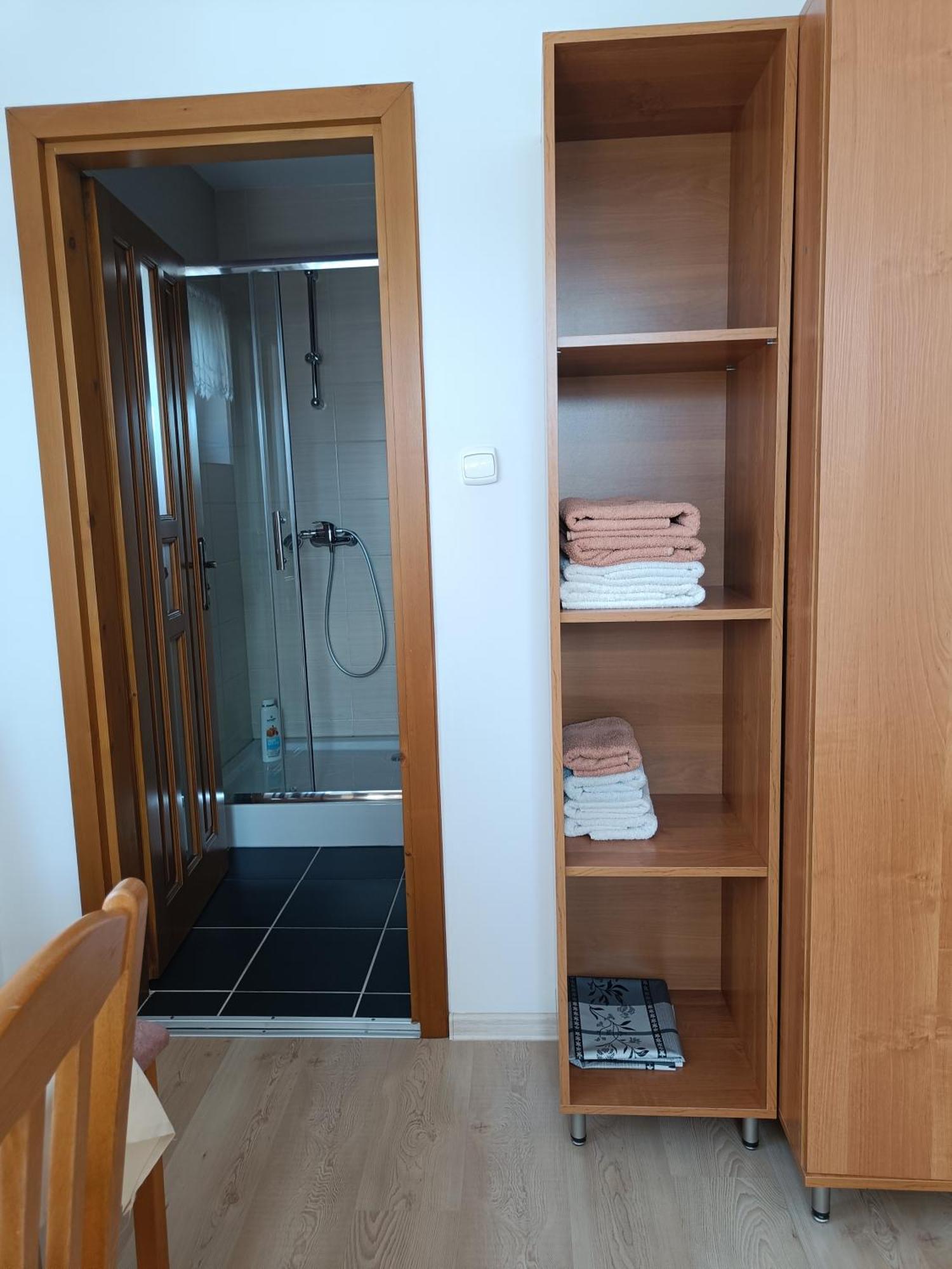 Pod Modrzewiami Apartment Milowka Bagian luar foto